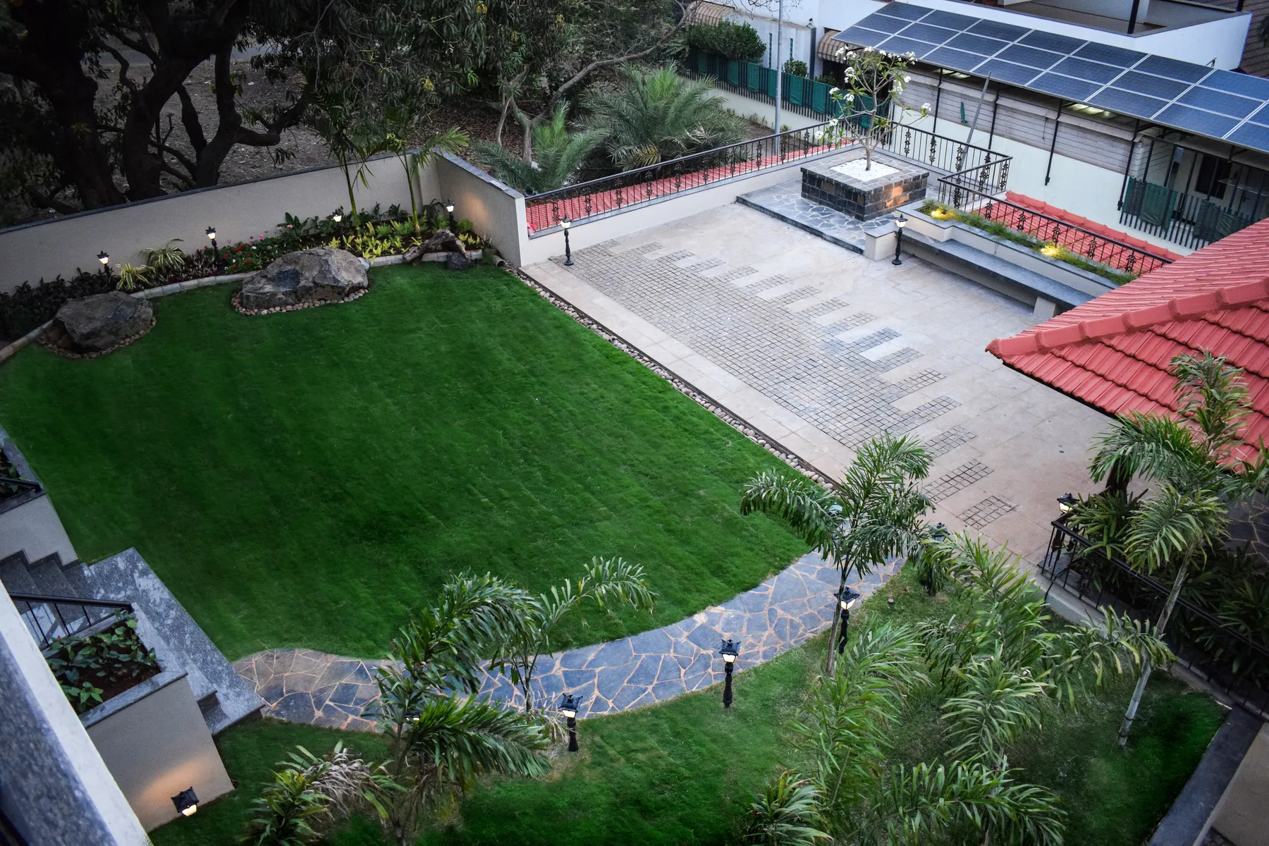 Ronak Anand Terrace — Atelier Landschaft